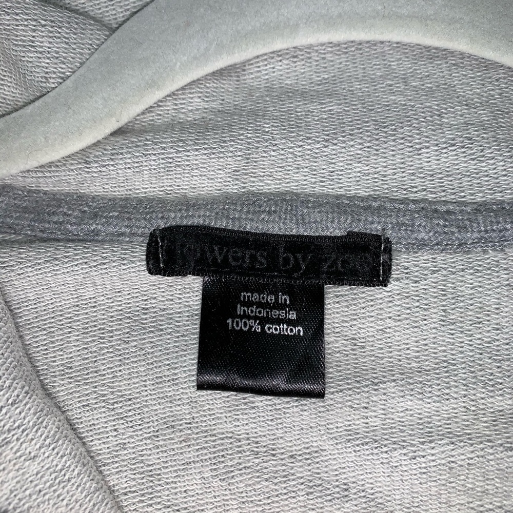 gray sweater - Picture 3 of 4